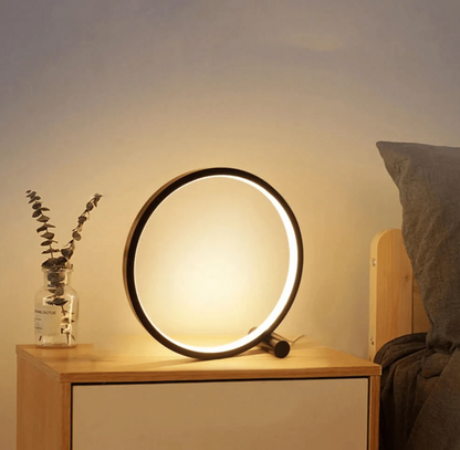 LightCircle - Minimalistische Tischlampe mit Touch- und Dimmfunktion